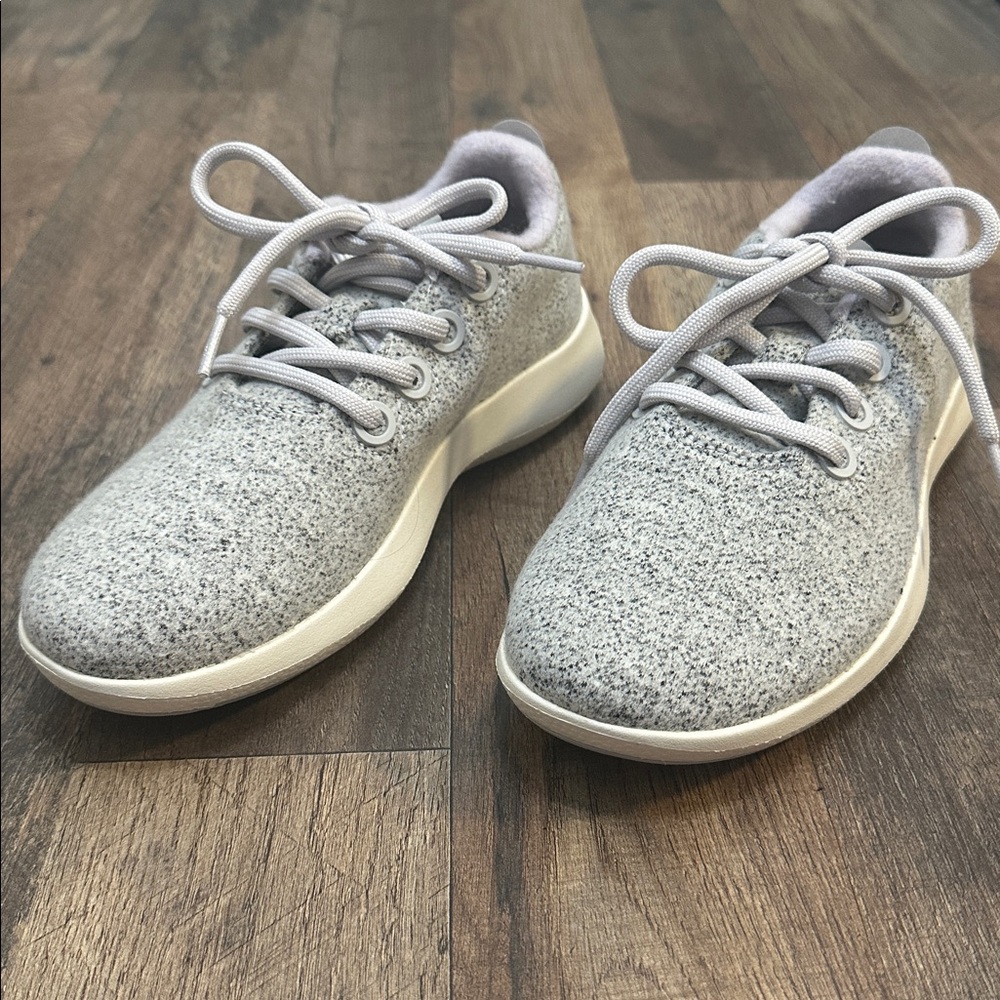 Allbirds Wool Runners Gray Women’s Size 7 NWOT